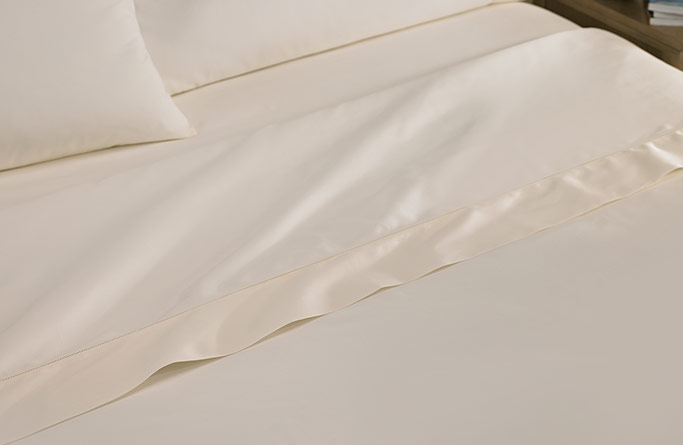 Ivory Hemstitch Flat Sheet