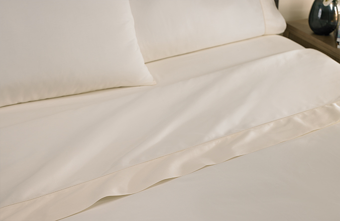 Ivory Hemstitch Sheet Set